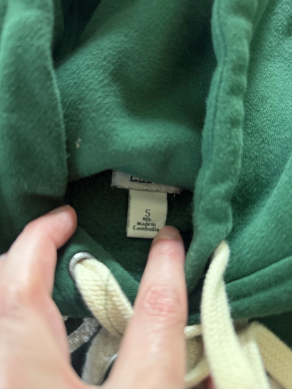 L.L. Bean Green Hoodie with Cream Logo and Drawstrings - Picture 3 of 3